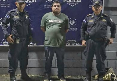 CAPTURAN A MOTORISTA DE BUS SEÑALADO DE CONDUCIR BAJO LOS EFECTOS DEL ALCOHOL EN NAHUIZALCO
