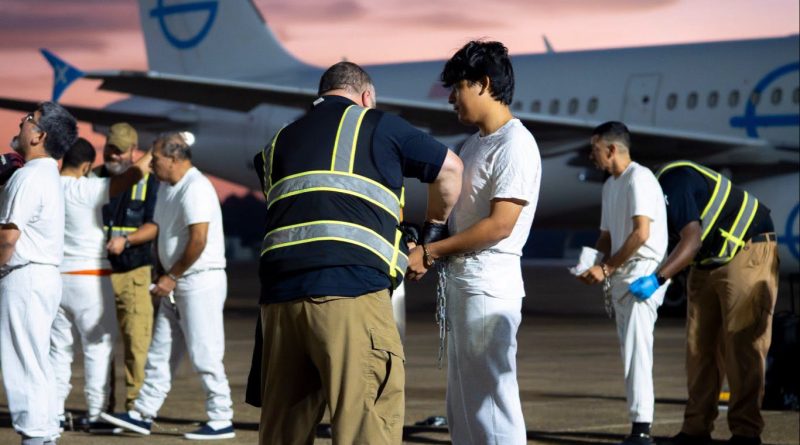 ESTIMAN QUE ESTADOS UNIDOS DEPORTÓ A 980,000 INMIGRANTES DURANTE EL GOBIERNO DE TRUMP