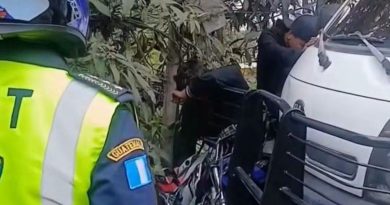 REPARTIDOR RESULTA HERIDO DE BALA Y LOGRA INTERCEPTAR A DOS PRESUNTOS ATACANTES EN GUATEMALA
