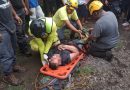 RESCATAN A HOMBRE ARRASTRADO POR CRECIDA DEL RÍO CENIZA EN IZALCO