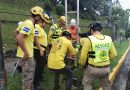 RESCATARON A HOMBRE QUE CAYÓ EN ALCANTARILLA DE OCHO METROS EN EL BULEVAR DEL EJÉRCITO