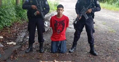 PNC CAPTURA A HOMBRE CON DROGA Y DINERO EN EFECTIVO DURANTE OPERATIVO EN SANTA ANA