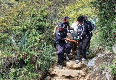 TURISTA DE 31 AÑOS ES AUXILIADA TRAS SUFRIR UNA CAÍDA EN EL VOLCÁN ILAMATEPEC